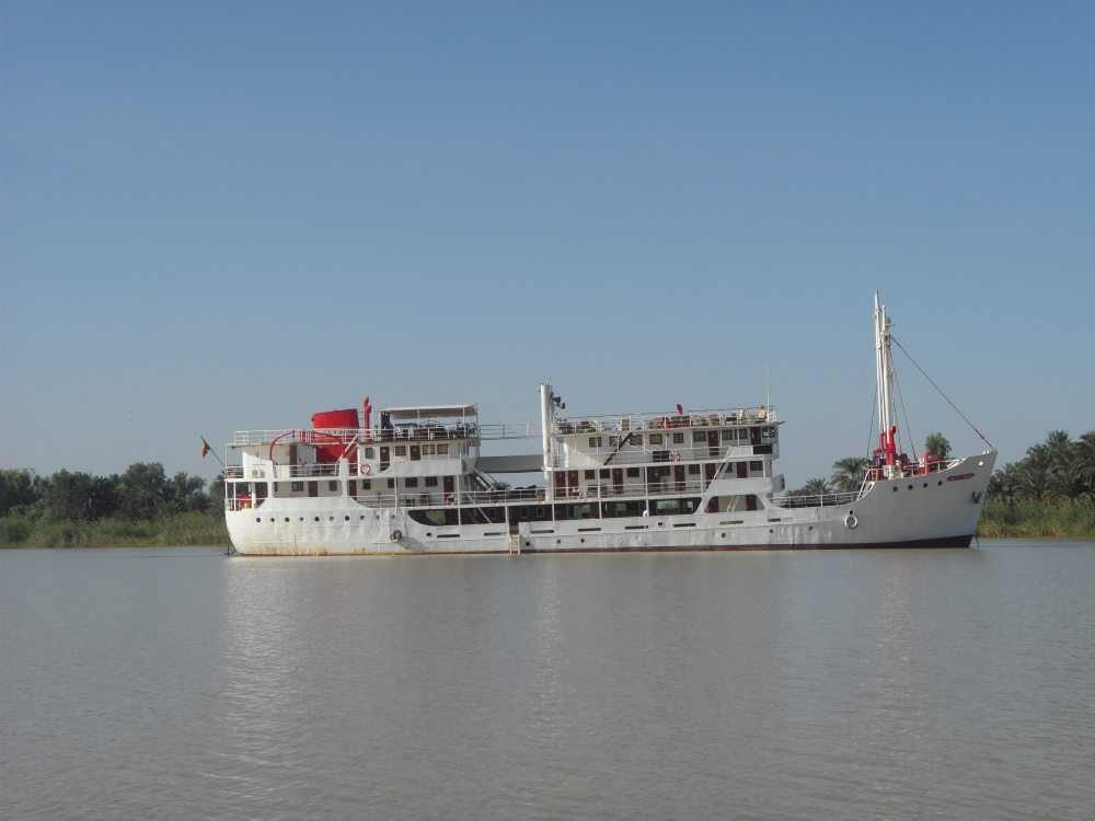 voyage au sénégal - bateau de tourisme BOU EL MOGDAD